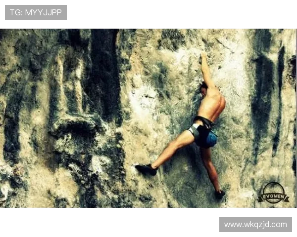 南京攀岩队的盯防策略与攀岩热点的深度解析 南京攀岩队的盯防策略与攀岩热点的深度解析