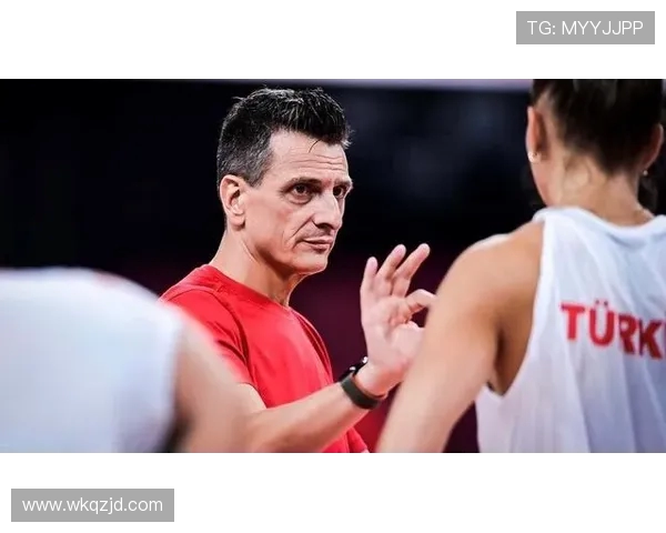 弗拉门戈对阵焦点战役全景解析球队实力较量与赛场胜负走向